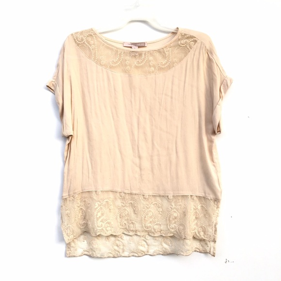 Cream Cuffed Sleeve Lace Top
