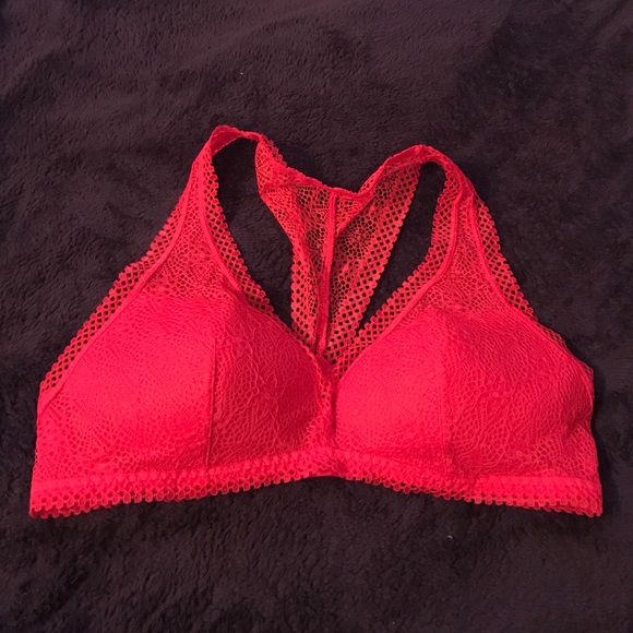 NWT Victoria's Secret bright red lace bralette