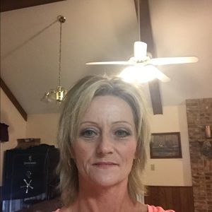 Meet your Posher, Cindy