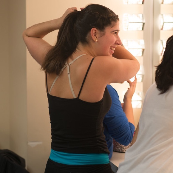 Meet your Posher, Alexia - Picture 3 of 3