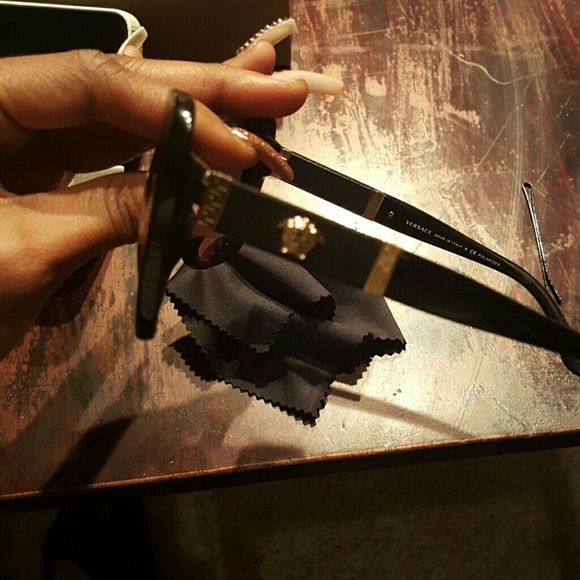 Aunthetic Versace sunglasses