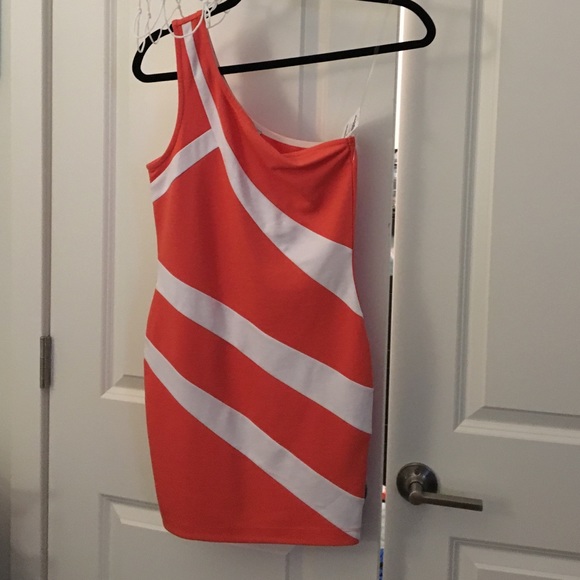 Pinkish/orange & white dress