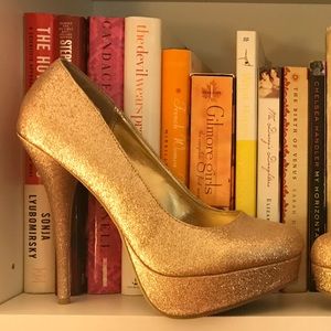 Never Worn Gold Sparkle Heels✨Size 9