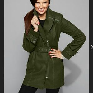 Kenneth Cole Black Coat with zipper detail