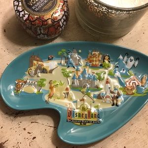 Disneyland SHAG style jewelry dish