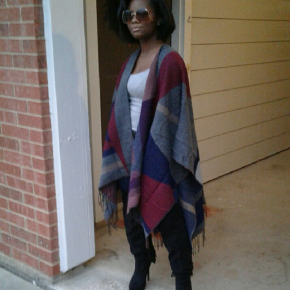 Fringe Color Block Shaw - Picture 1 of 3