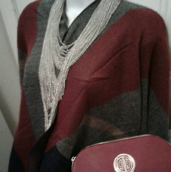 Fringe Color Block Shaw - Picture 2 of 3