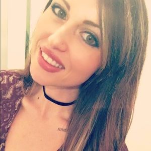 Meet your Posher, Ally