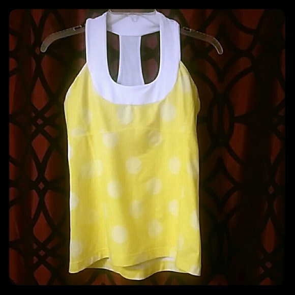 On hold*** Adorable lululemon top