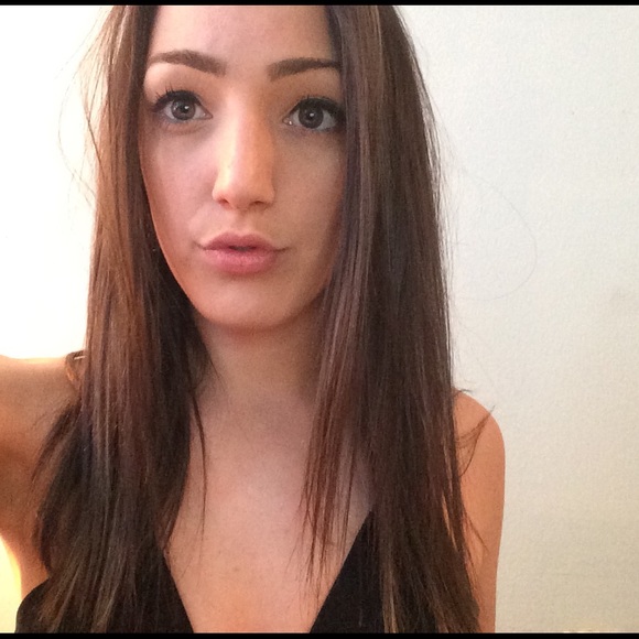 Meet your Posher, Katie - Picture 4 of 4