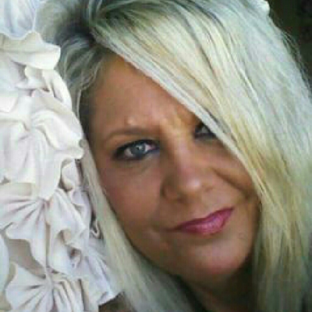 Meet your Posher, Tina
