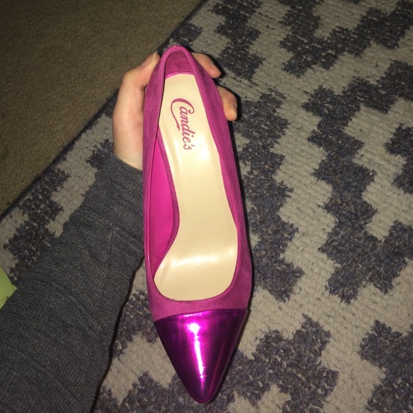 Pink suede heels - Picture 3 of 3