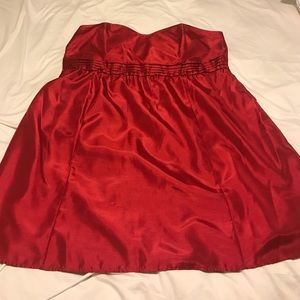 Red Strapless sweetheart dress