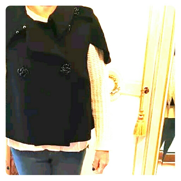 Alexander McQueen Shortsleeve black jacket size 44
