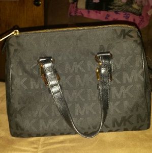 Micheal Kors Handbag