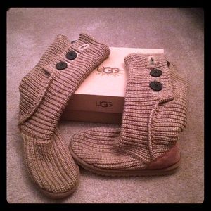 Ugg tan knit boot