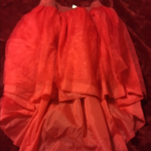 Red tutu - Picture 3 of 3