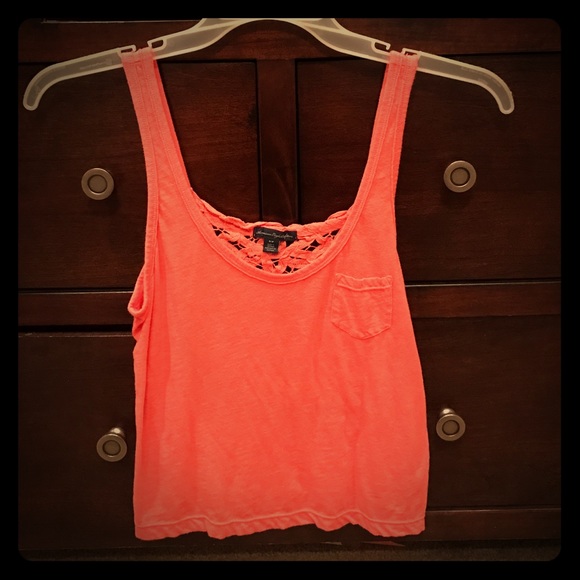 AE crop tank