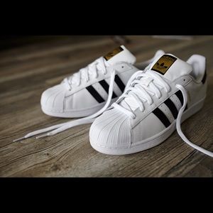 Adidas super star