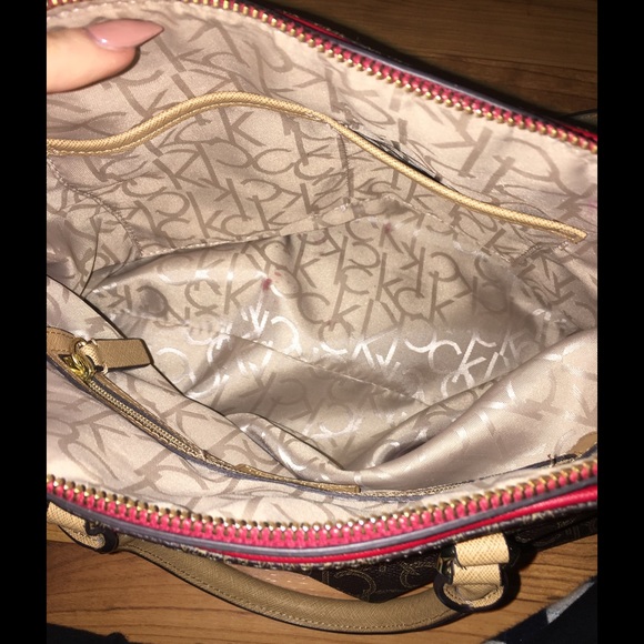 Calvin Klein shoulder bag - Picture 3 of 4