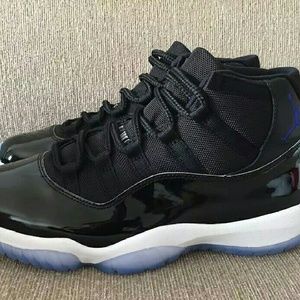 Jordan 11s space jams