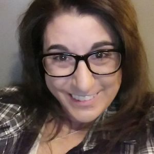 Meet your Posher, Marisa
