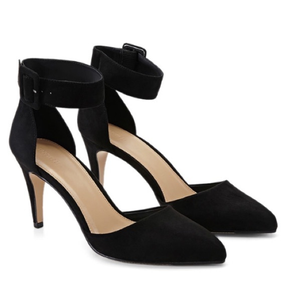 NWT black heels