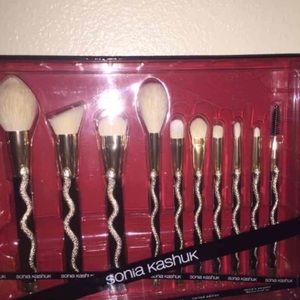 Sonia Kashuk brush set