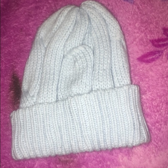 baby blue beanie