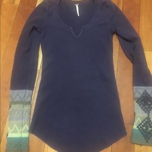 **SOLD**Free people Cuff Thermal top Purple sz XS