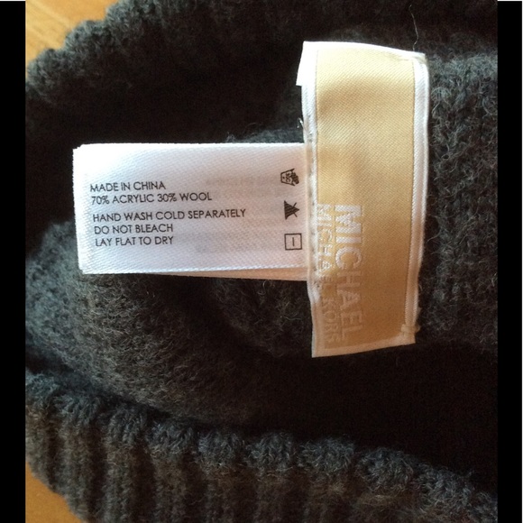 Micheal kors beanie - Picture 4 of 4