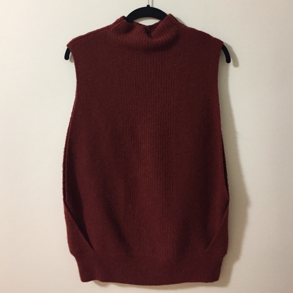 Rust color sweater - Picture 2 of 2