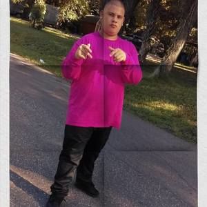 Meet your Posher, Cesar