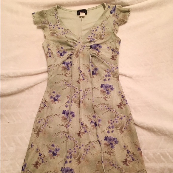 Green Floral Tie-Back Dress