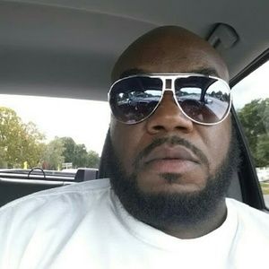 Meet your Posher, Isadore