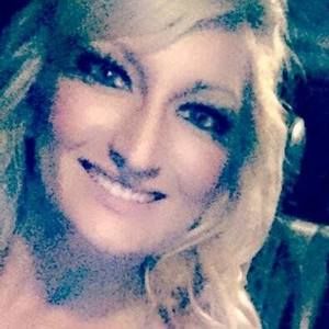 Meet your Posher, Whitney