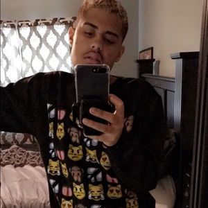 Meet your Posher, Corey