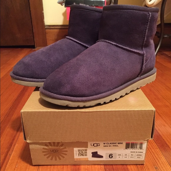 Mini purple uggs