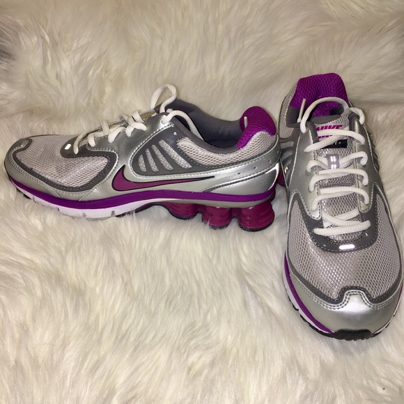 BRAND NEW, Women's Nike+ Shox, size 8.5