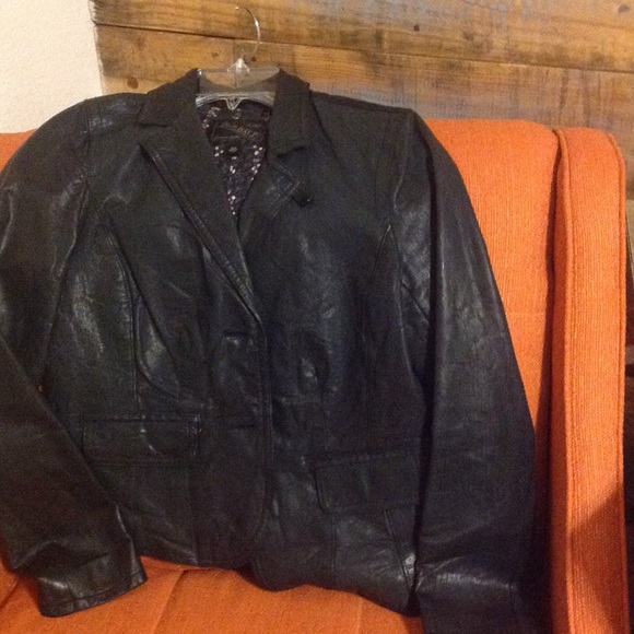 Black Jacket - Picture 4 of 4