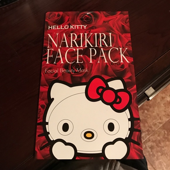 Hello kitty face mask