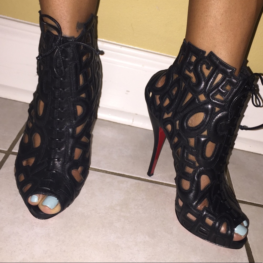 "Let me tell you" Christian Louboutin booties - Picture 6 of 8