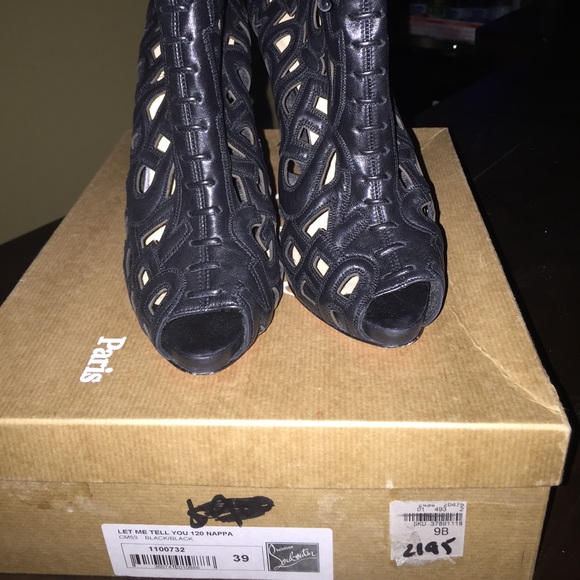 "Let me tell you" Christian Louboutin booties - Picture 5 of 8