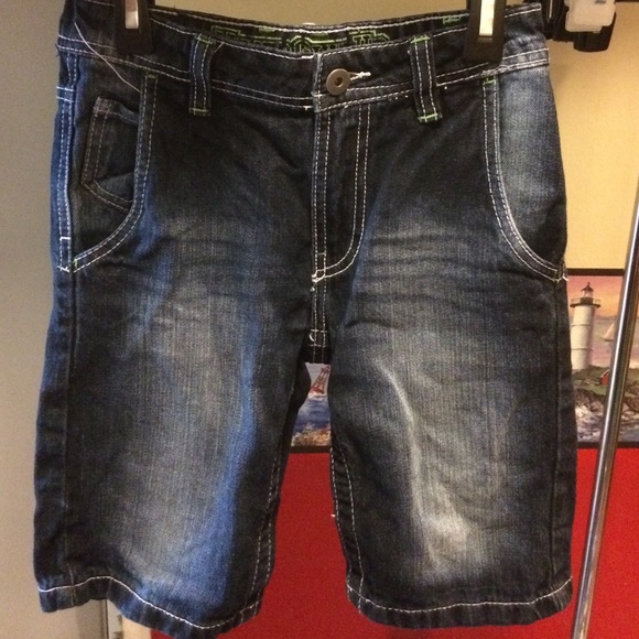 💕price drop💕Boys size 10 Denim shorts