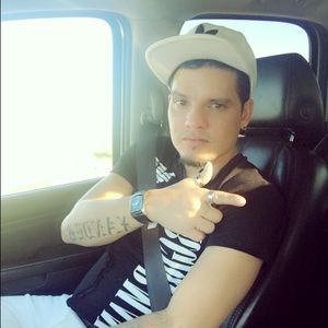 Meet your Posher, Fidel