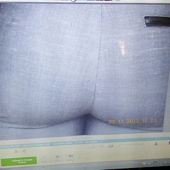 Grey and black womans Bebe tuxedo suit that - Picture 4 of 4