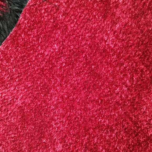 sweater - Picture 4 of 4