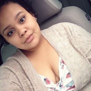 Meet your Posher, Malia