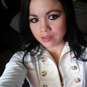 Meet your Posher, Elvia