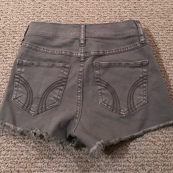 Women's Hollister festival shorts - Picture 2 of 3